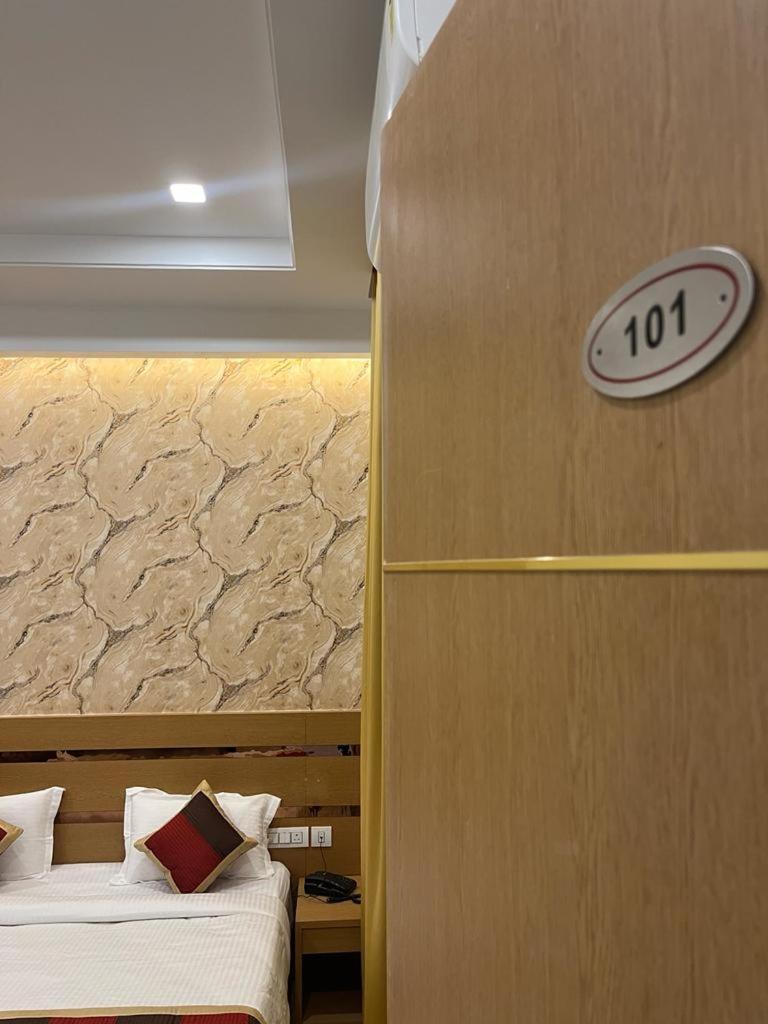 Hotel Royal Casa Lucknow Esterno foto